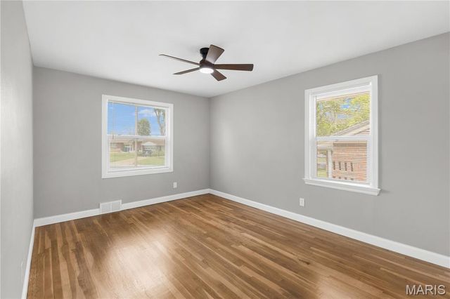 9442 Altonwood Drive, St Louis, MO 63136