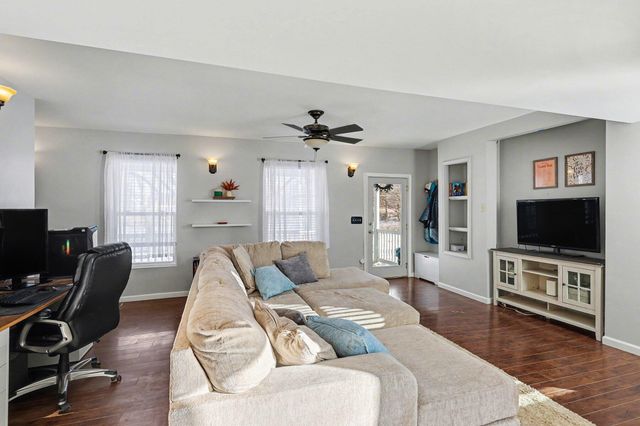 121 Frost Street, Jackson, MI 49202