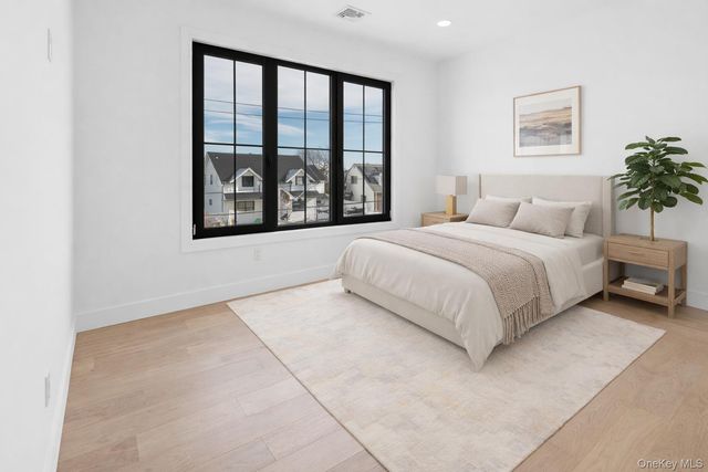 24 Midway Street, Babylon, NY 11702