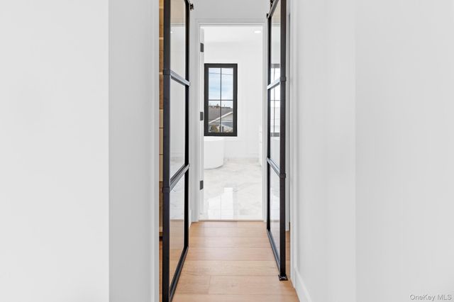 24 Midway Street, Babylon, NY 11702