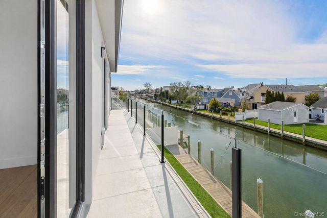 24 Midway Street, Babylon, NY 11702