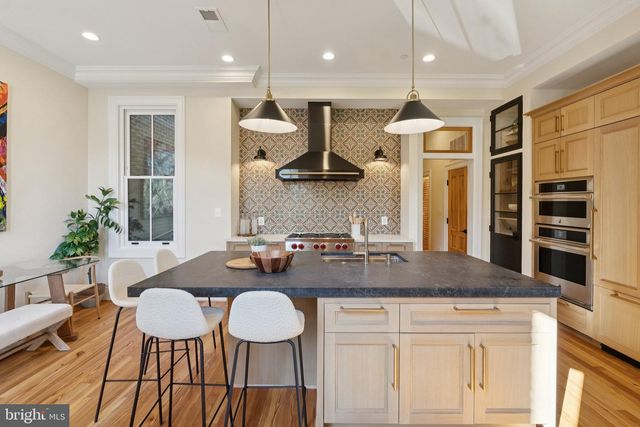 1514 R ST NW, Washington, DC 20009