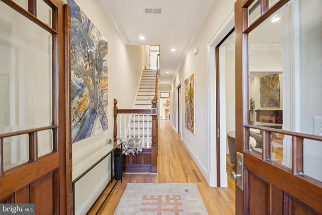 1514 R ST NW, Washington, DC 20009