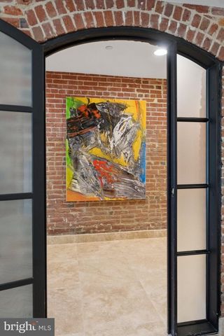 1514 R ST NW, Washington, DC 20009