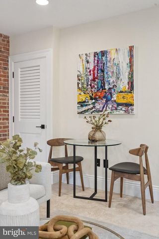 1514 R ST NW, Washington, DC 20009