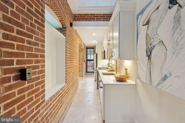 1514 R ST NW, Washington, DC 20009