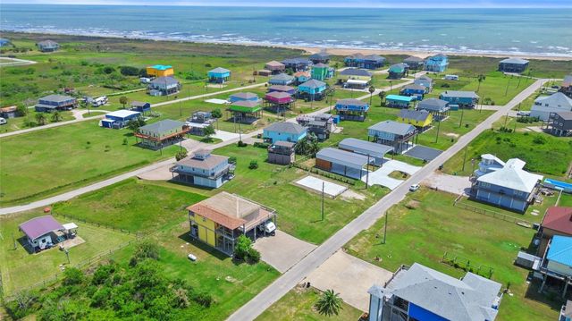 900 Salt Cedar Lane, Port Bolivar, TX 77650
