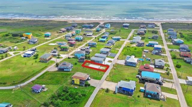 900 Salt Cedar Lane, Port Bolivar, TX 77650