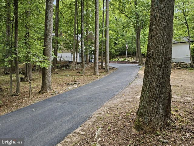 10611 RUM SPRINGS RD, Myersville, MD 21773