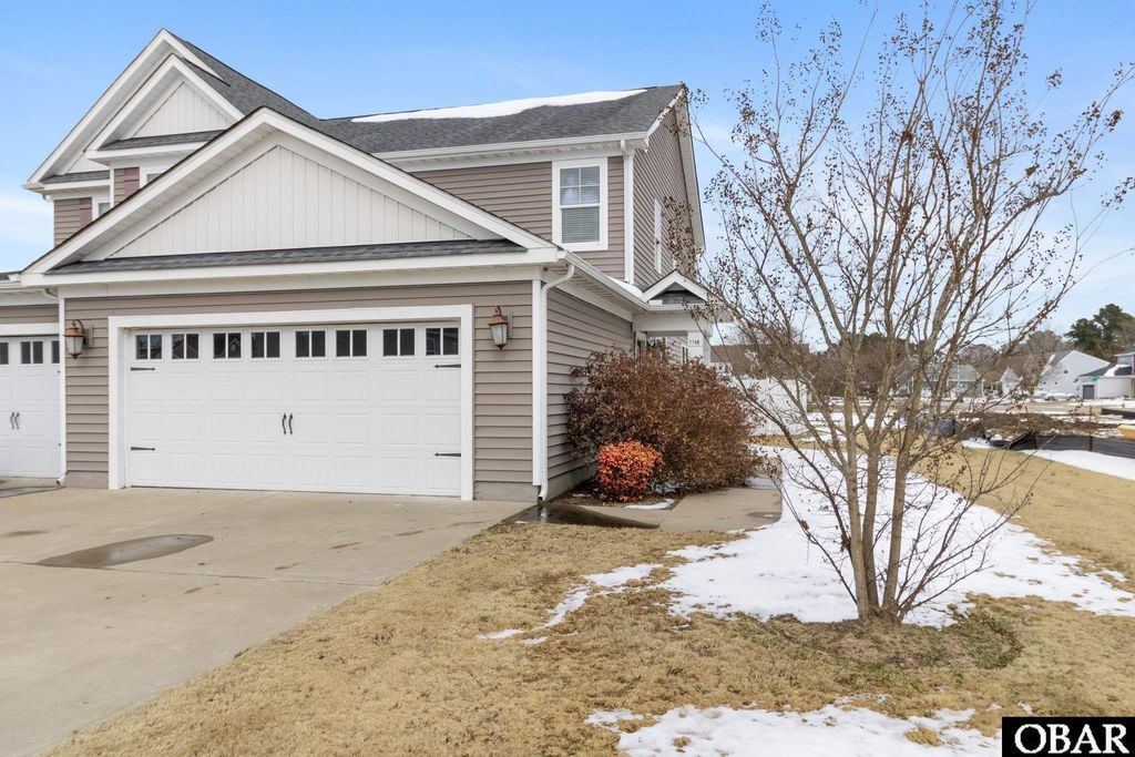 Image 1 of property listing at 114 Spinnaker St Unit B, Elizabeth City, NC 27909