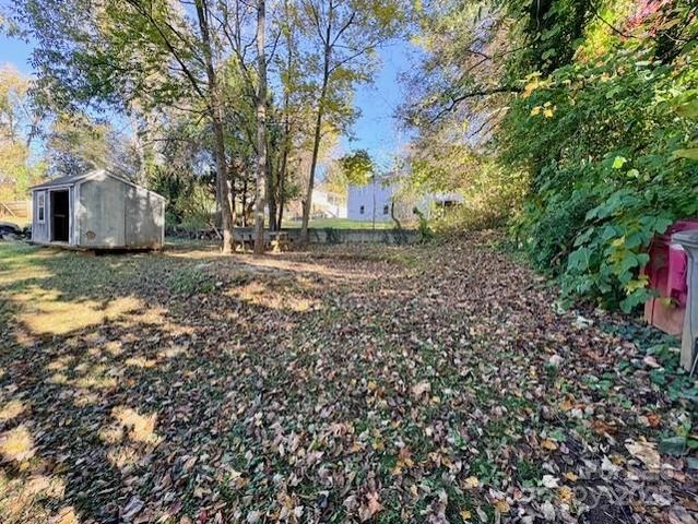 202 Newland Place, Lenoir, NC 28645