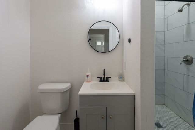 918 Elsbeth Street, Dallas, TX 75208