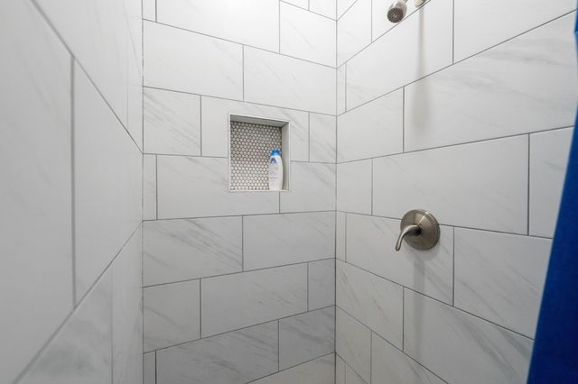 918 Elsbeth Street, Dallas, TX 75208