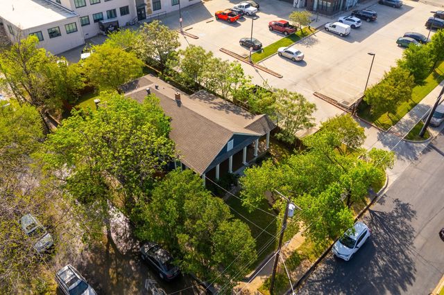 918 Elsbeth Street, Dallas, TX 75208