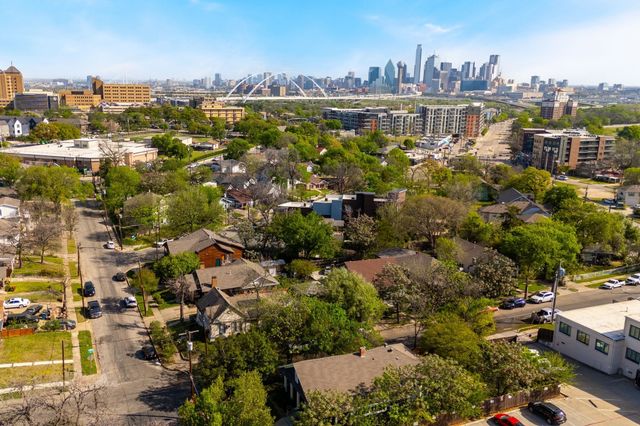 918 Elsbeth Street, Dallas, TX 75208