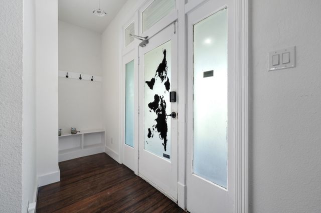 918 Elsbeth Street, Dallas, TX 75208