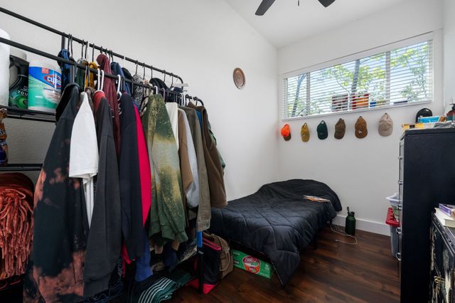 918 Elsbeth Street, Dallas, TX 75208