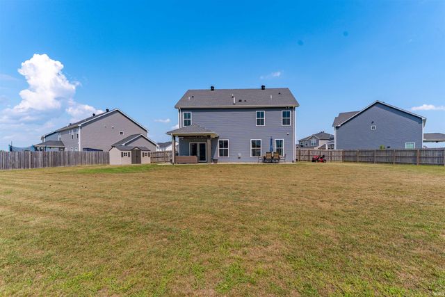 5430 Bloomsbury Court, Newburgh, IN 47630