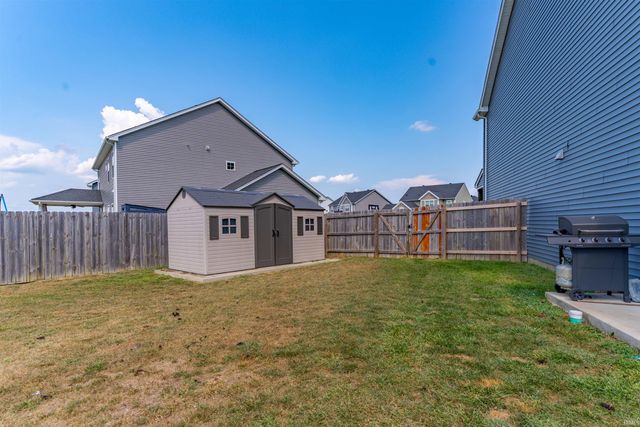 5430 Bloomsbury Court, Newburgh, IN 47630