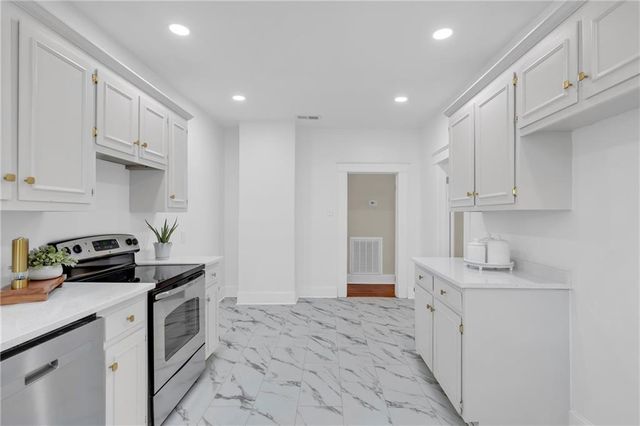 121 Westwood Street, Mobile, AL 36606