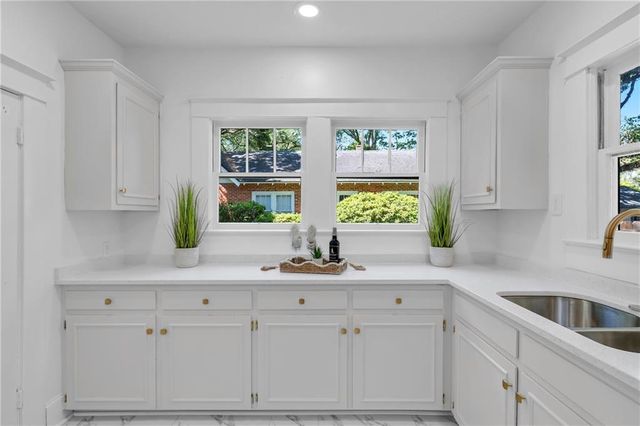 121 Westwood Street, Mobile, AL 36606