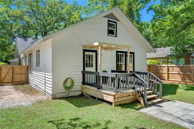 121 Westwood Street, Mobile, AL 36606