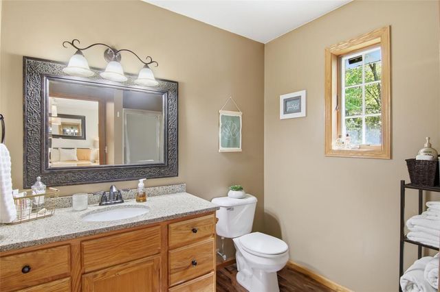 2719 Pine View Road, Eau Claire, WI 54703