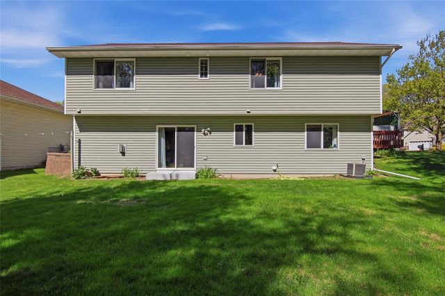 2719 Pine View Road, Eau Claire, WI 54703