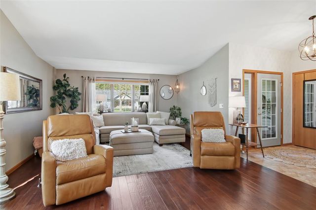 2719 Pine View Road, Eau Claire, WI 54703