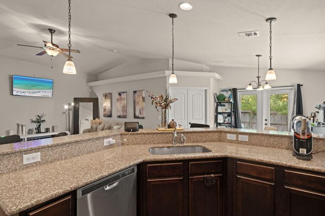 124 Lillian Way, Crestview, FL 32536