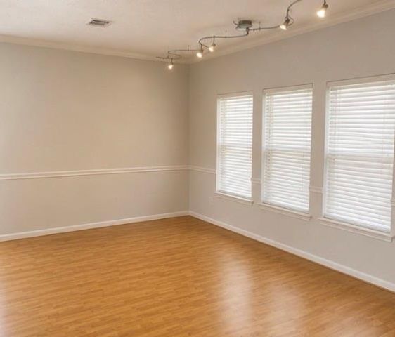 10702 Allens Landing Drive, Houston, TX 77065