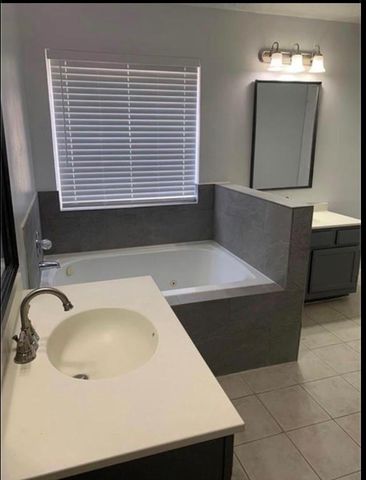 10702 Allens Landing Drive, Houston, TX 77065
