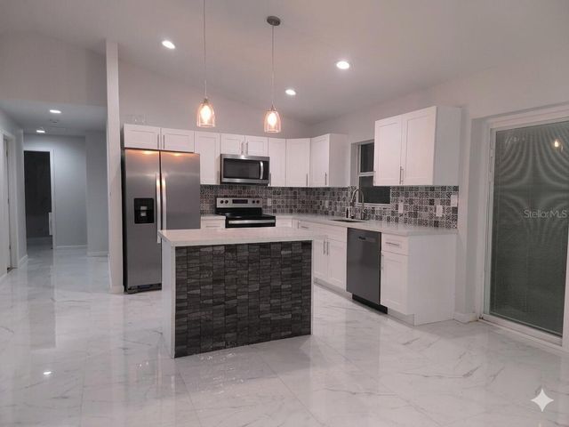 5609 LAKEWOOD ROAD, Sebring, FL 33875