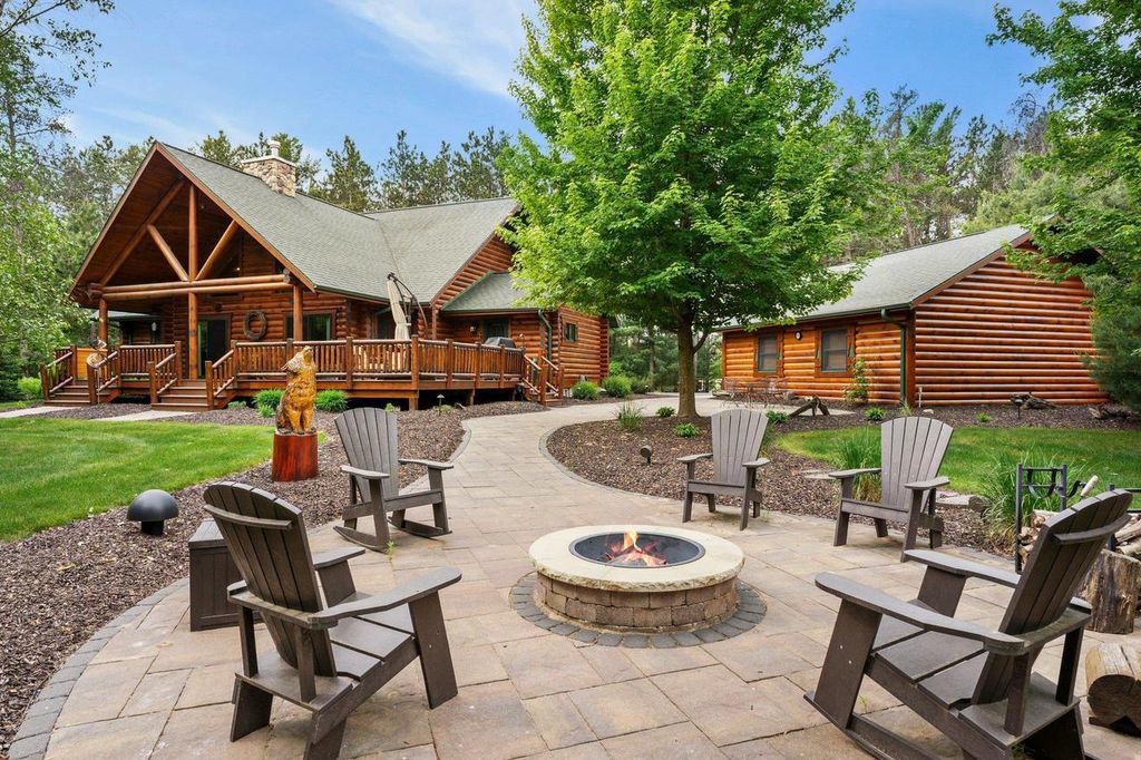 W6034 N Lake Drive, New Lisbon, WI 53950