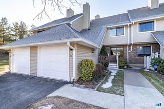 261 Foxboro Drive 261, Newington, CT 06111