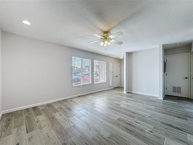 1921 LUDLOW LANE 3604, Orlando, FL 32839