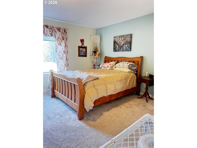 407 WINCHUCK RIVER Rd, Brookings, OR 97415