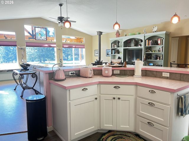 407 WINCHUCK RIVER Rd, Brookings, OR 97415
