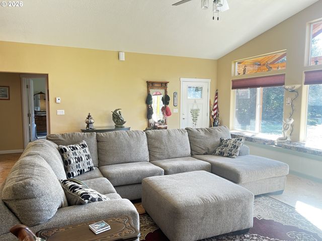407 WINCHUCK RIVER Rd, Brookings, OR 97415