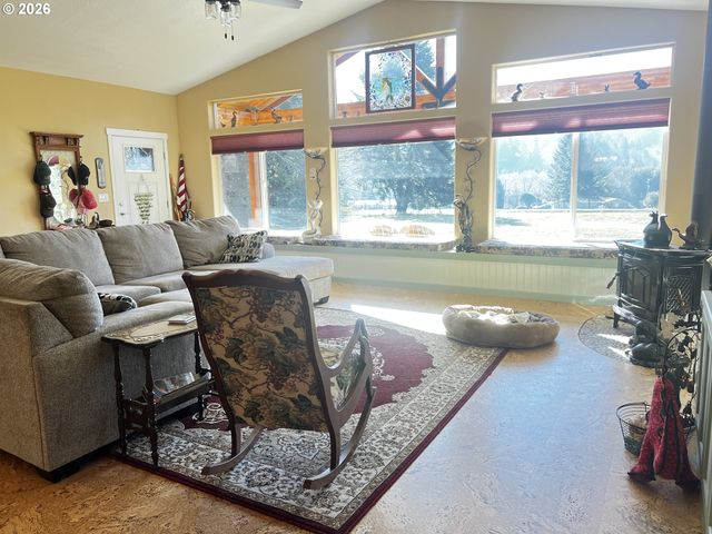 407 WINCHUCK RIVER Rd, Brookings, OR 97415