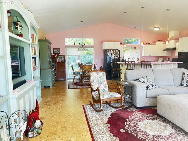 407 WINCHUCK RIVER Rd, Brookings, OR 97415