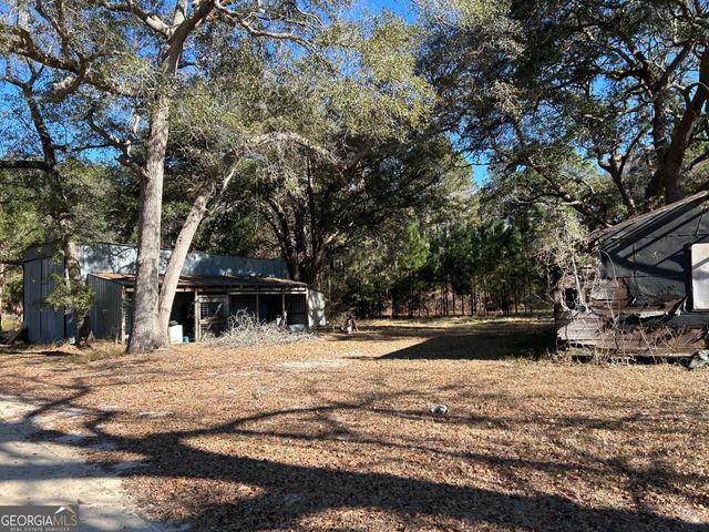 96 Annie Holt Road, Glennville, GA 30427