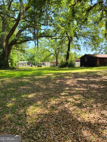 96 Annie Holt Road, Glennville, GA 30427