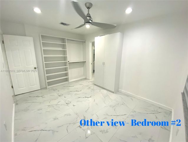 11564 SW 7th St, Sweetwater, FL 33174