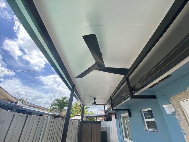 11564 SW 7th St, Sweetwater, FL 33174