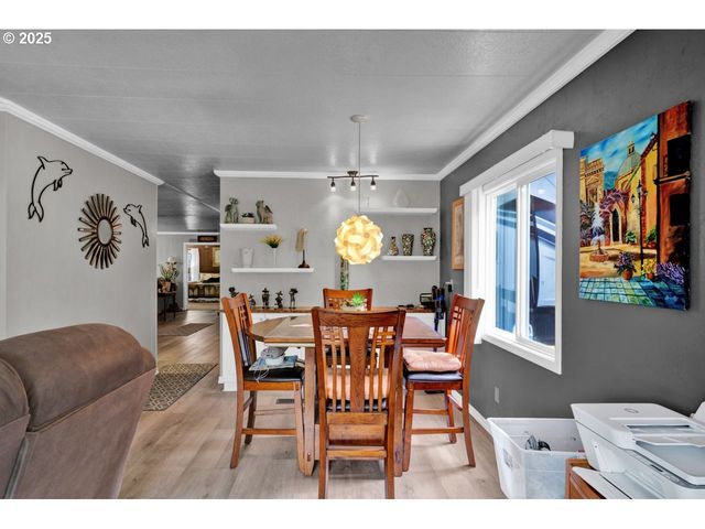 1601 RHODODENDRON Dr 673, Florence, OR 97439