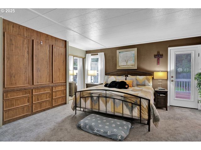 1601 RHODODENDRON Dr 673, Florence, OR 97439