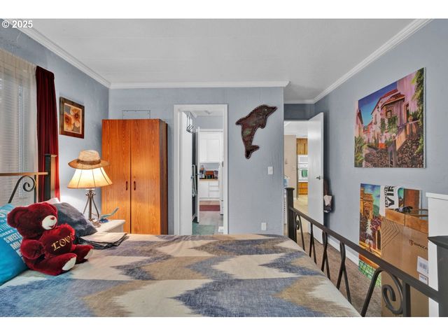 1601 RHODODENDRON Dr 673, Florence, OR 97439