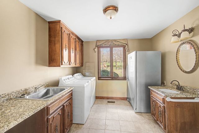 6755 Holt Rd, Nashville, TN 37211