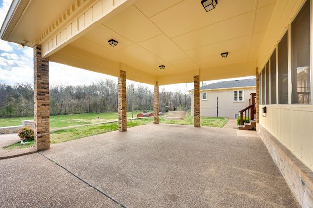 6755 Holt Rd, Nashville, TN 37211